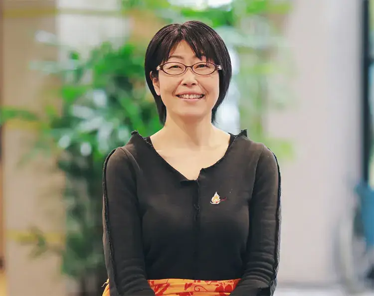 アロマ担当 倉地 摩紀子