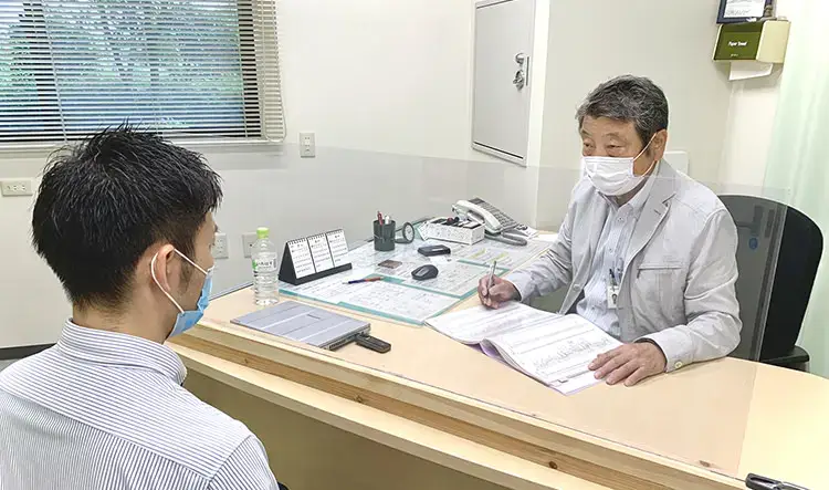 飛沫防止フィルムを使った診察 - 当院の感染症への対応について | 福岡県大牟田市 不知火病院(うつ病の治療･入院･カウンセリング)
